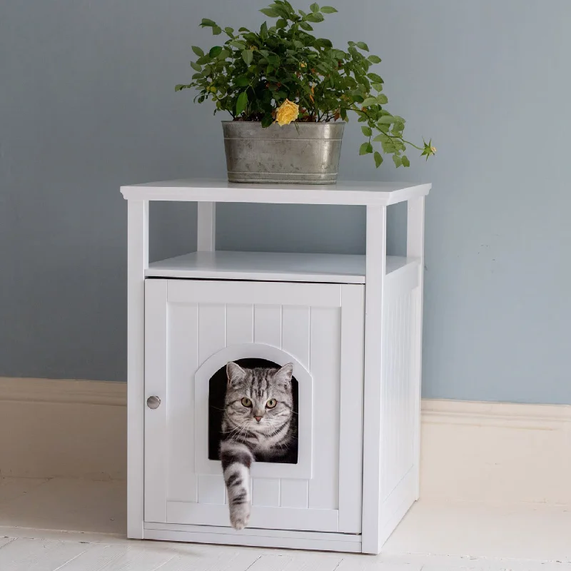 White Cat Washroom & Litter Tray by Lords & Labradors